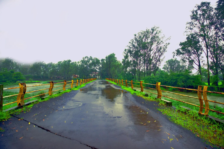 Aahna retreat Lonavala