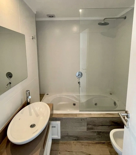 1 Bedroom Executive Apartment with city view