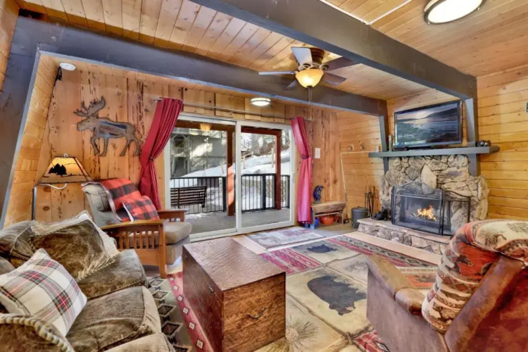 Wolf Cub Cabin#1946