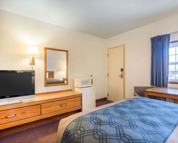 Econo Lodge Saint Albans