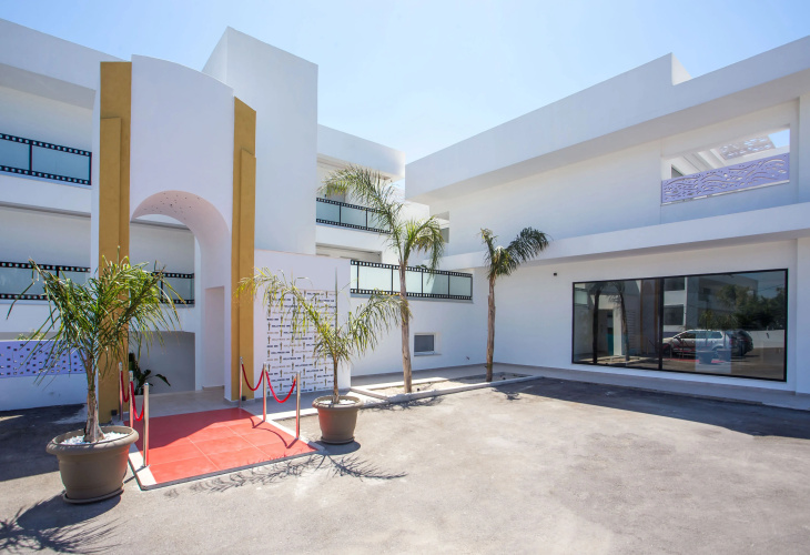 Hollywood Inn