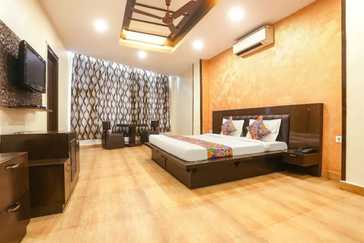 Fabexpress Rajdeep Palace