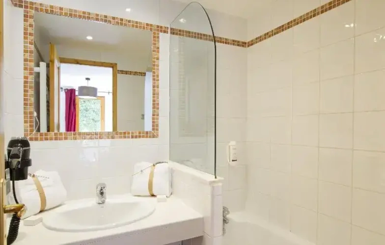 1 Bedroom Apartment with balcony