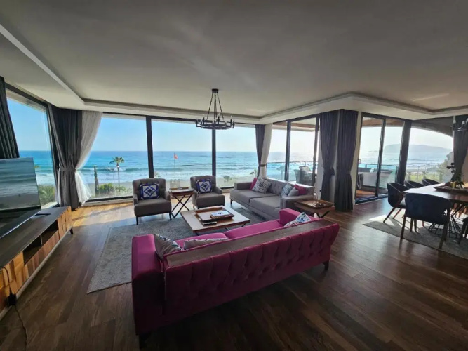 Arnelya Beach Penthouse 285m2