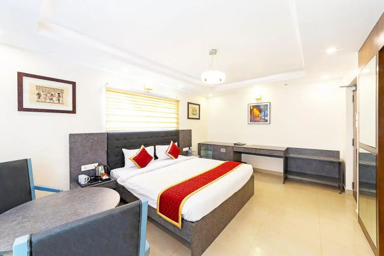 Icon Regency By Bhagini