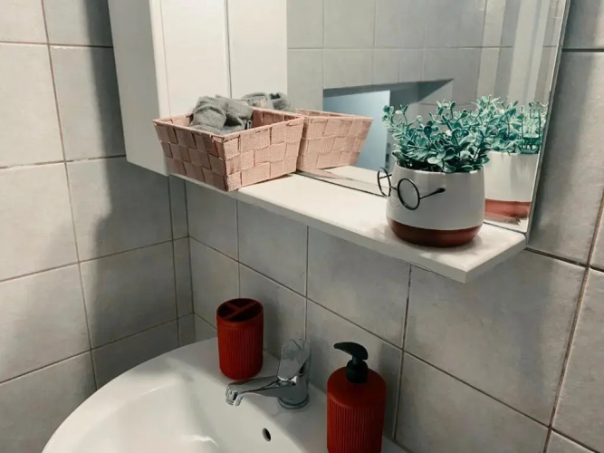 lOLAOS SUITE 2