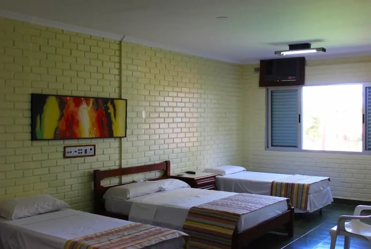 Standard Triple room