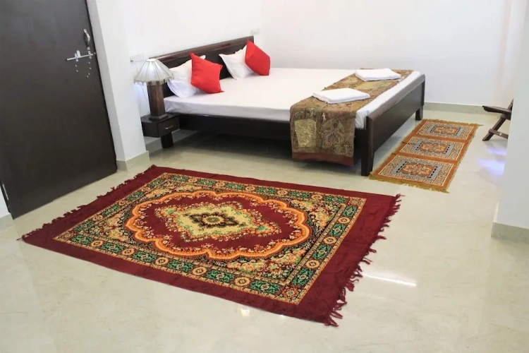 Comfort room