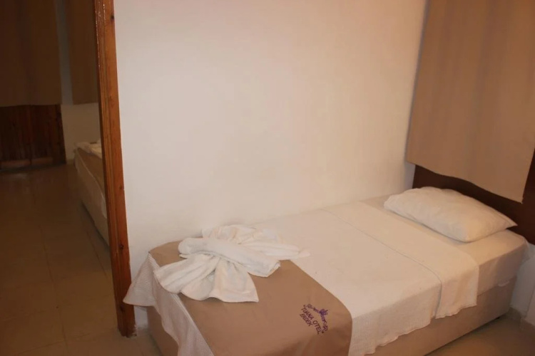 Tuana Hotel