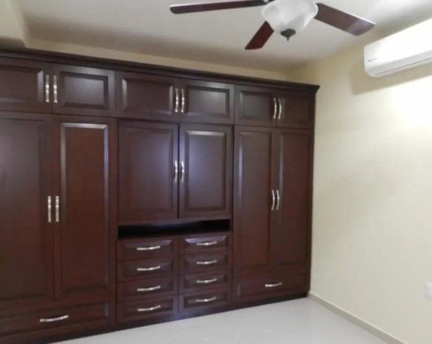 Condo Ari 620 by Villas HK28