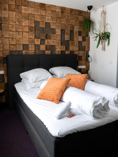 Wolf Hotel