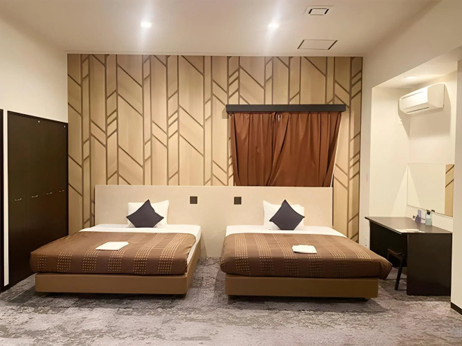 HOTEL LiVEMAX Esaka