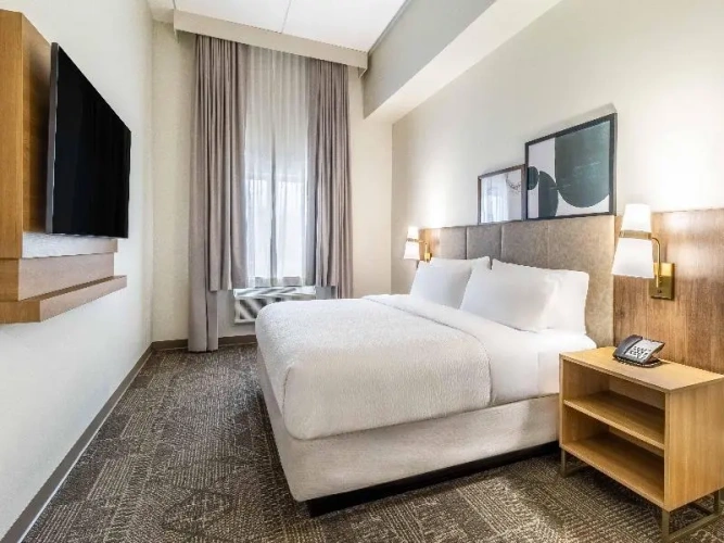1 Bedroom Double Suite