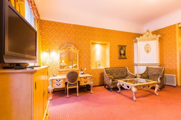 Double Suite