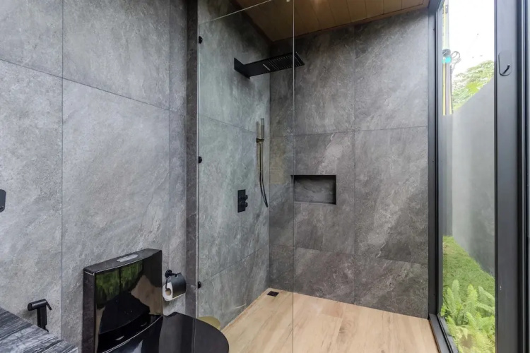 2BR with Pool and Full Kitchen V253