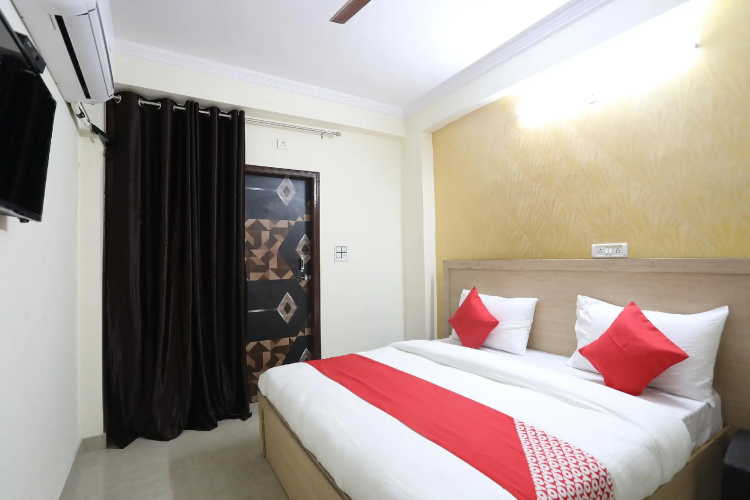 Oyo 42694 A P Residency