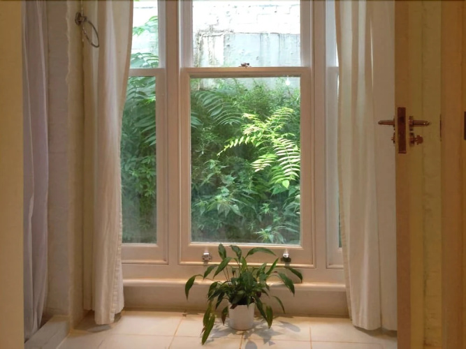 Collingham Place Apartment