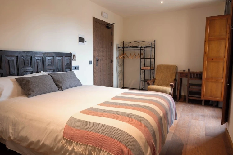 Standard Double room with balcony and with city view