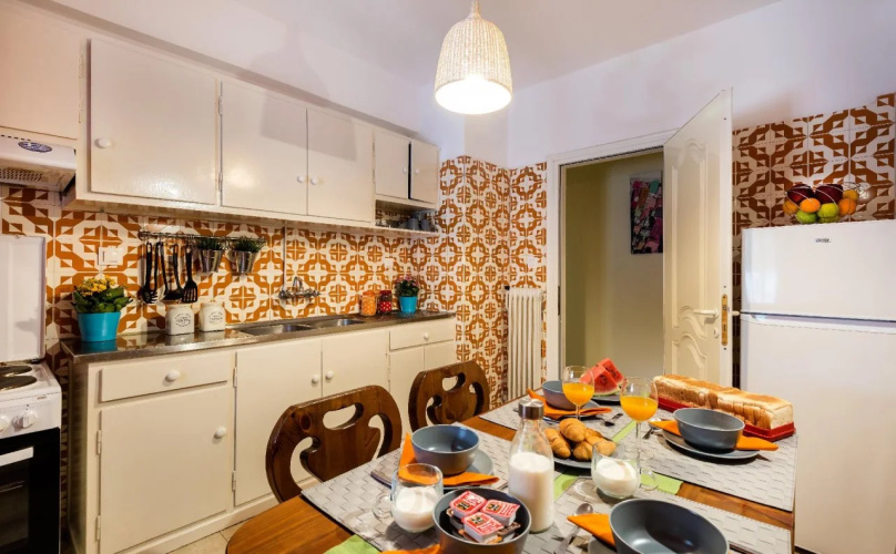 Acropolis Suites & Apartments