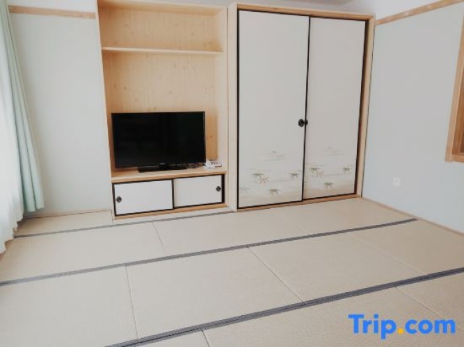 Quadruple Suite