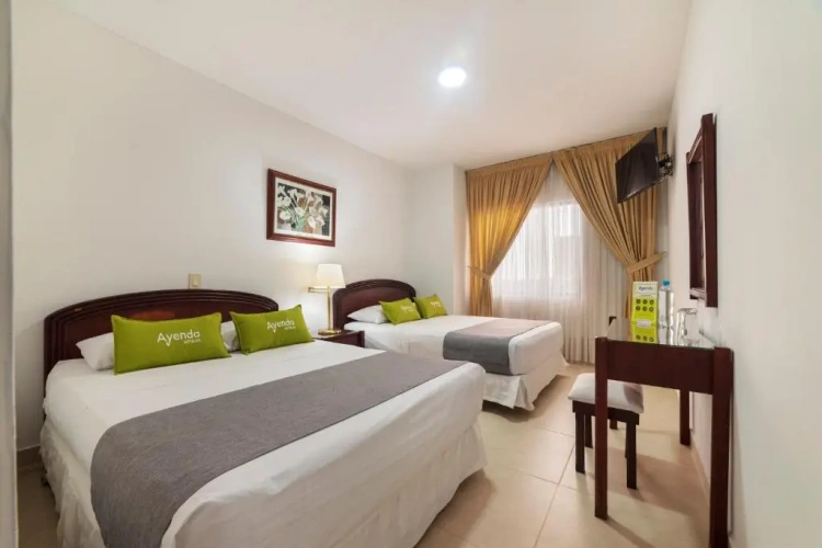 Standard Triple room