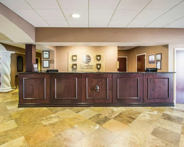 Comfort Inn & Suites