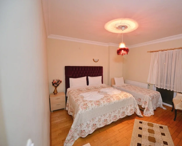 Standard Triple room with balcony