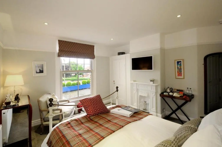 Standard Double room with garden view