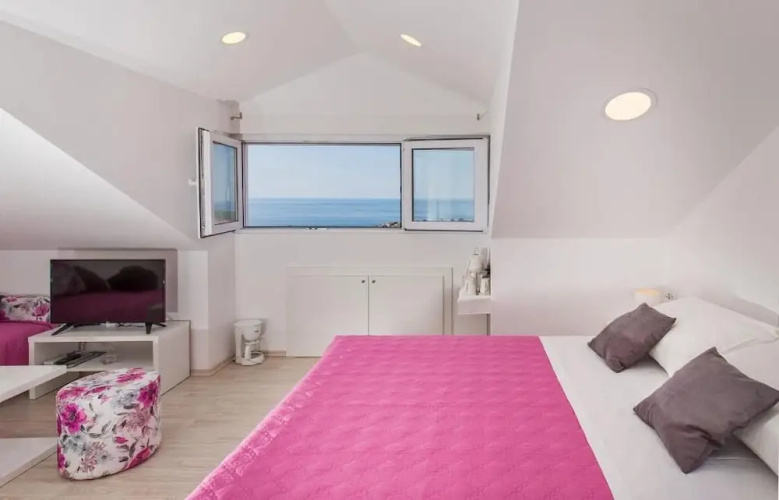 Rooms on Konalu