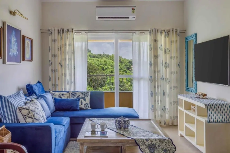 2 Bedrooms Apartment