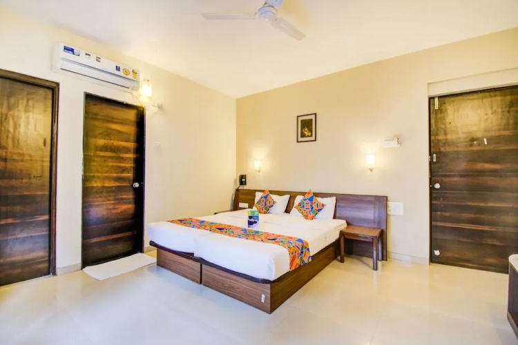 FabHotel Home From Home
