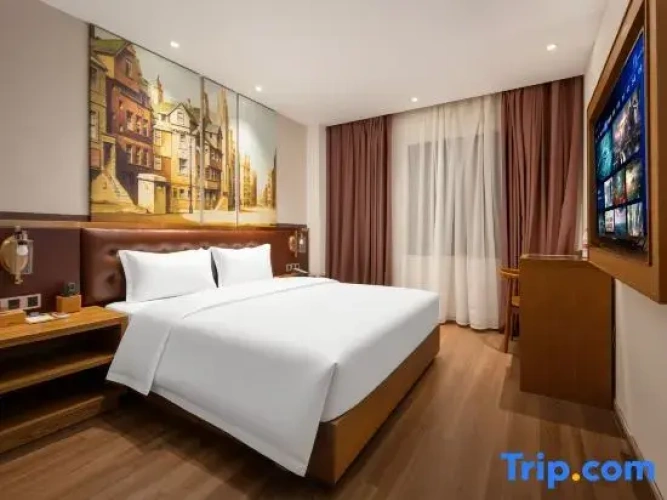 Superior Triple Family Suite