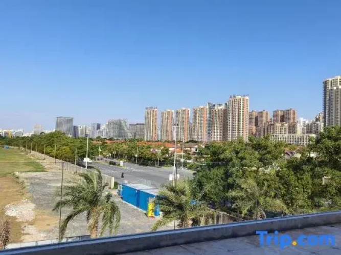 seaward silk road aet hotel