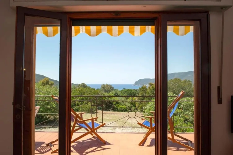3 Bedrooms Villa