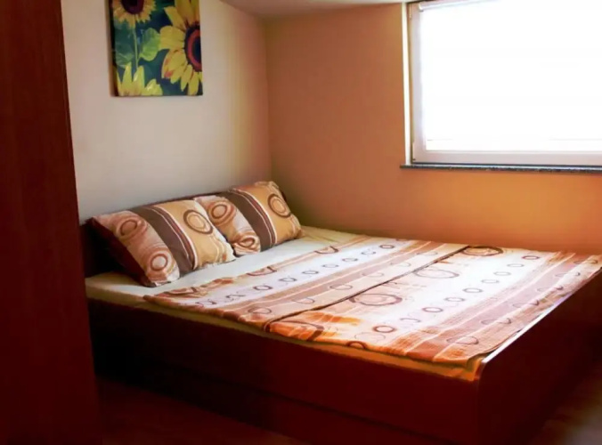 Apartmani Lora