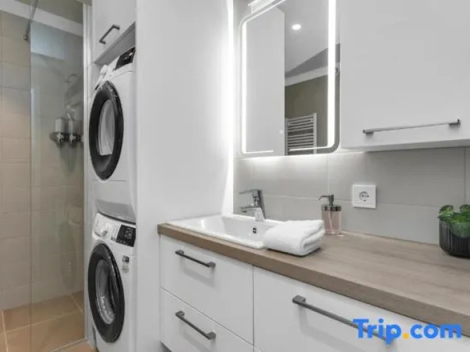 1 Bedroom Double Apartment with balcony
