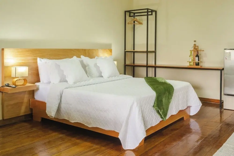 Deluxe Suite with garden view