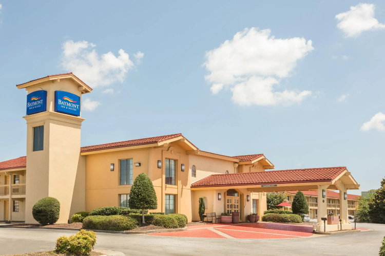 Baymont By Wyndham Greenville Woodruff Rd - Greenville, SC