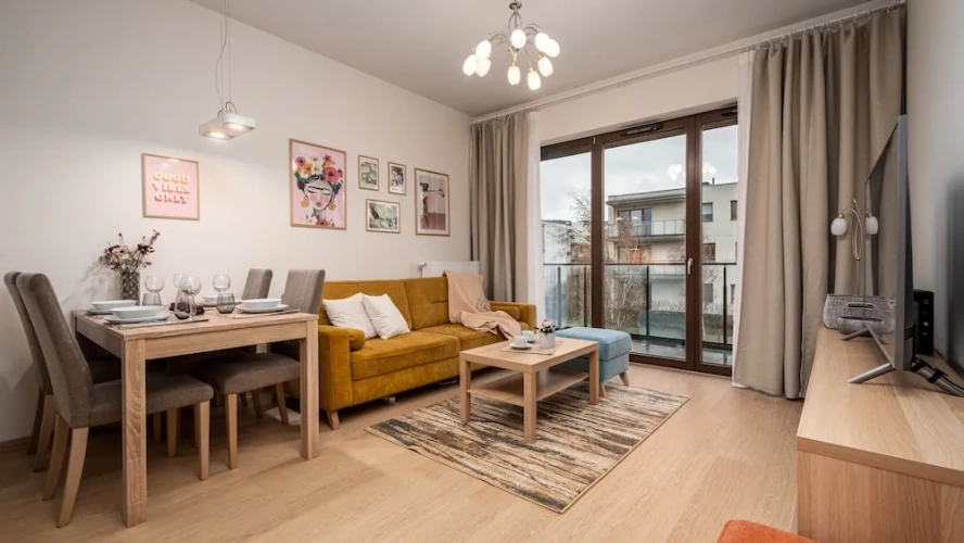 Apartment with balcony
