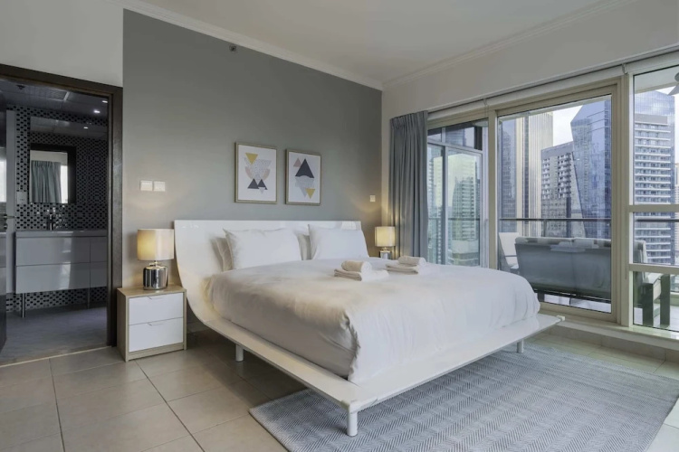 Splendid Apt With Breathtaking Dubai Marina View!