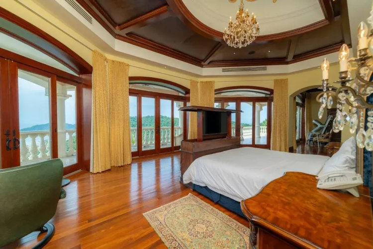 - Casa Garmus - 10 bdr Ocean View