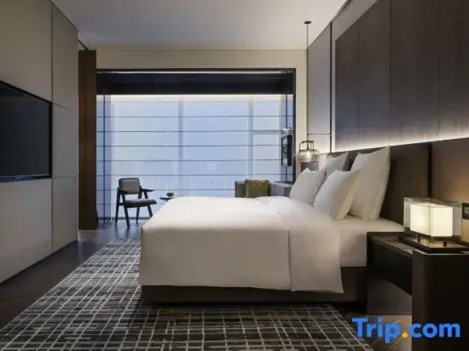 Deluxe Double Suite