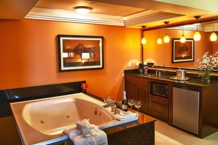 Double Suite