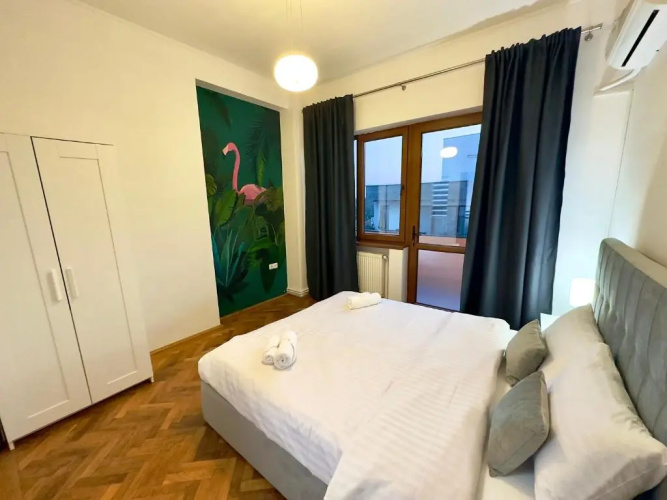 Downtown Victoria Apartments By CityBookings
