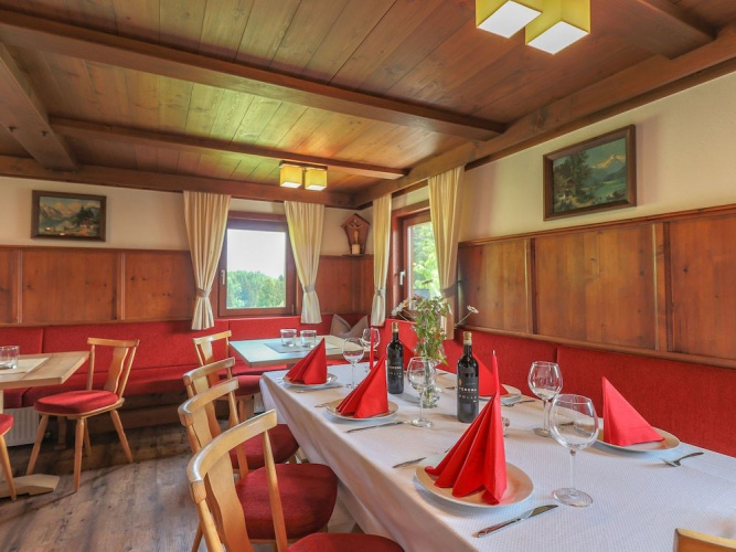 Rustic Mansion in Mittersill near Kirchberg Ski Area