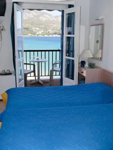 Standard Twin room with balcony and with sea view