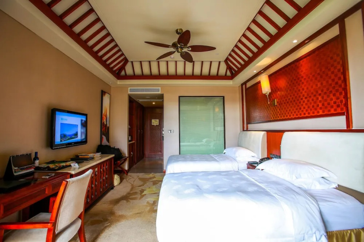Qionghai Bay Bonreal Hotel