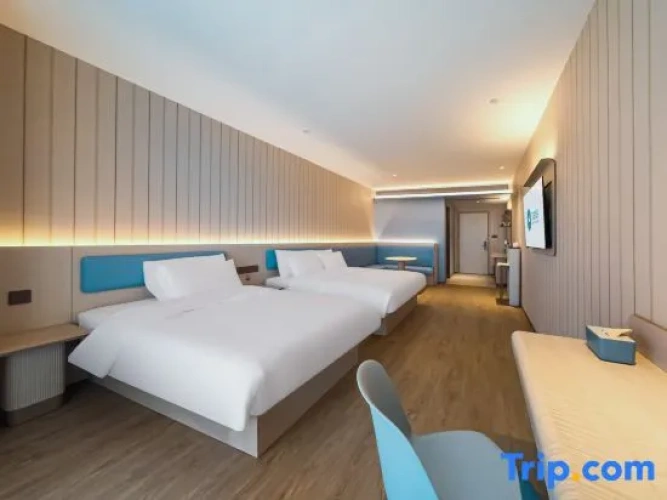 Standard Twin Family room