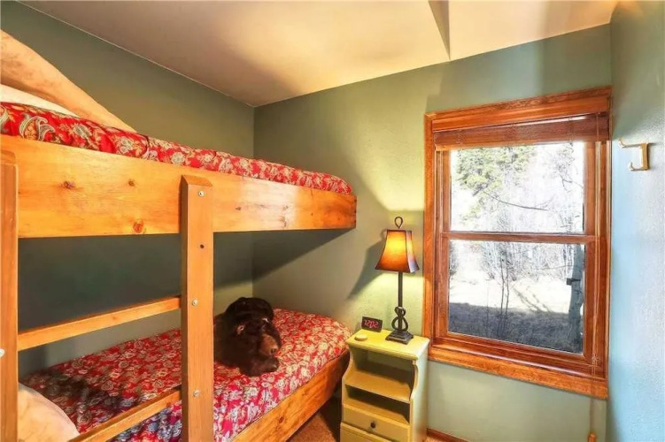 Hideaway Cabin House