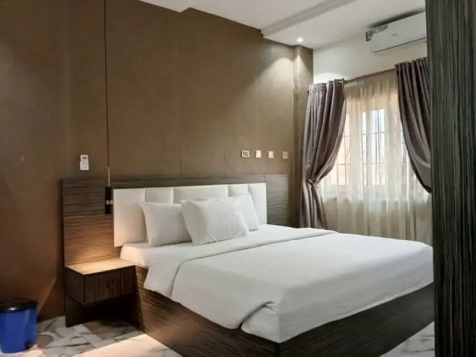 Tofana Suites Limited